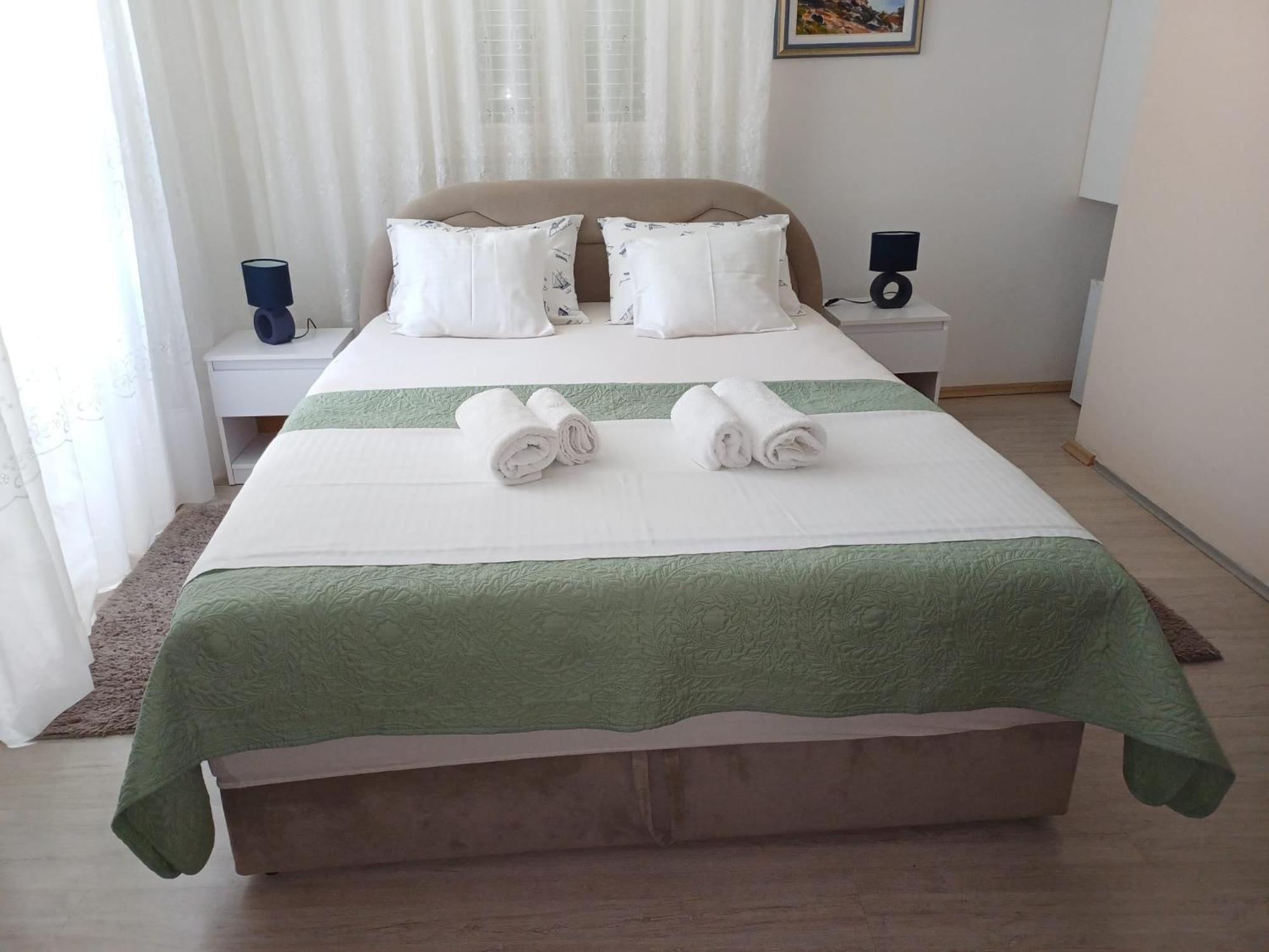 Private Room In The Center Of Split Bagian luar foto