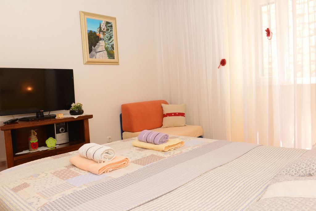 Private Room In The Center Of Split Bagian luar foto